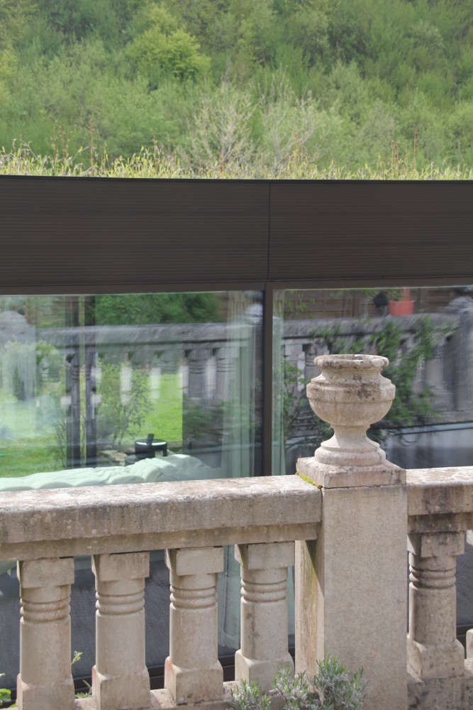 Pavillon-a-vaucluse-france-129-979-6